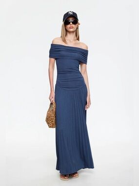 Lioness Field Of Dreams Maxi | navy A5